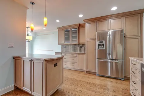 1721 Mission Hills Road Northbrook IL 60062