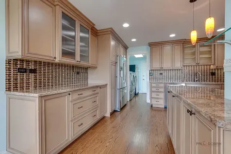 1721 Mission Hills Road Northbrook IL 60062