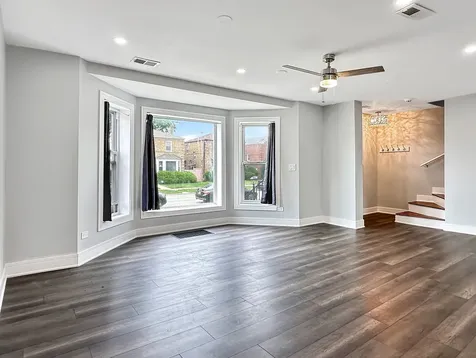 9138 South Carpenter Street Chicago IL 60620