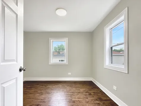 9138 South Carpenter Street Chicago IL 60620