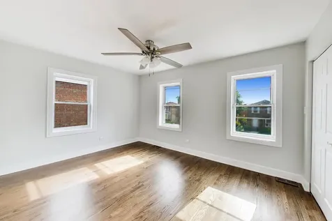 9138 South Carpenter Street Chicago IL 60620