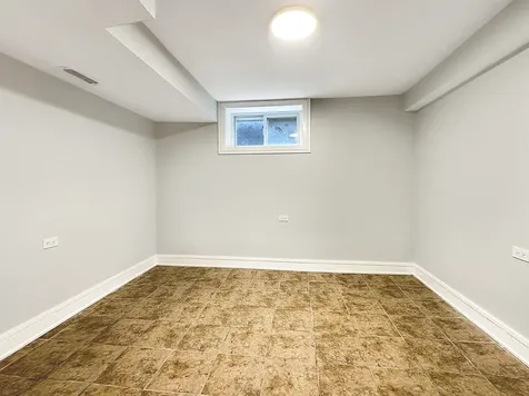 9138 South Carpenter Street Chicago IL 60620