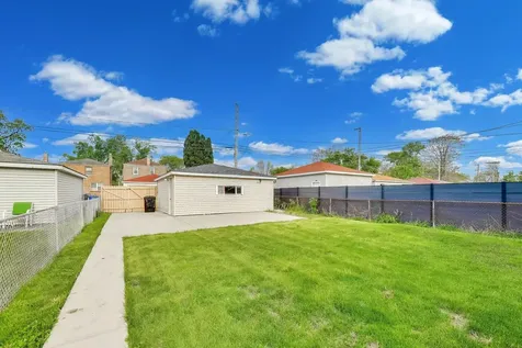 9138 South Carpenter Street Chicago IL 60620