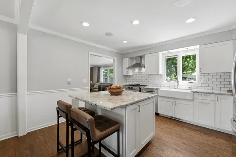 117 Lloyd Street Cary IL 60013
