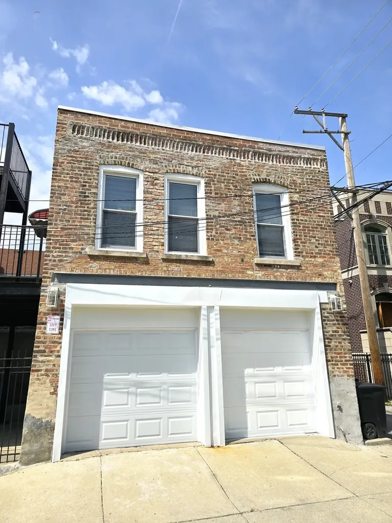 334 West 29th Street Chicago IL 60616
