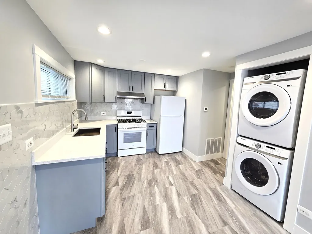 334 West 29th Street Chicago IL 60616