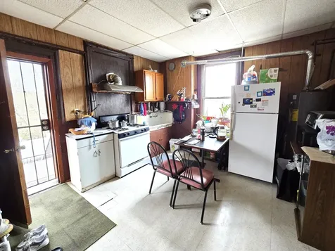 334 West 29th Street Chicago IL 60616