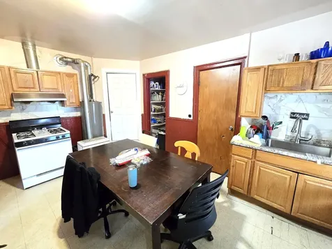 334 West 29th Street Chicago IL 60616