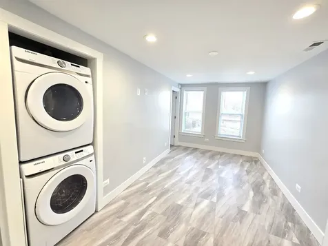 334 West 29th Street Chicago IL 60616