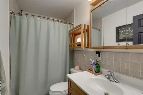 5211 Willer Dr. S. Quincy IL 62305