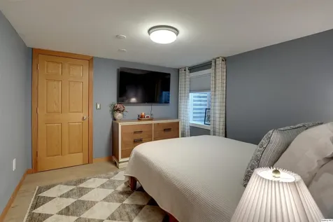 5211 Willer Dr. S. Quincy IL 62305