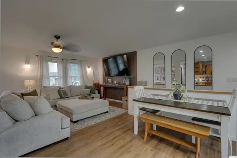 5211 Willer Dr. S. Quincy IL 62305