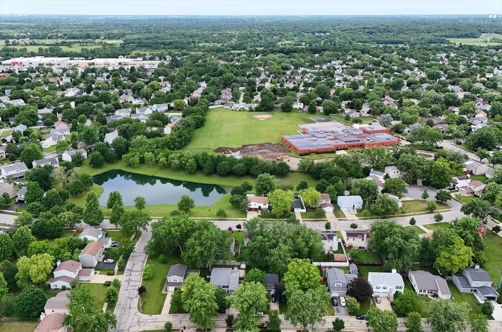 1078 Towner Drive Bolingbrook IL 60440
