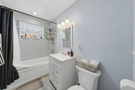 9013 South 49th Court Oak Lawn IL 60453