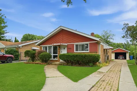 9013 South 49th Court Oak Lawn IL 60453