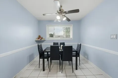 9013 South 49th Court Oak Lawn IL 60453