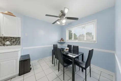 9013 South 49th Court Oak Lawn IL 60453