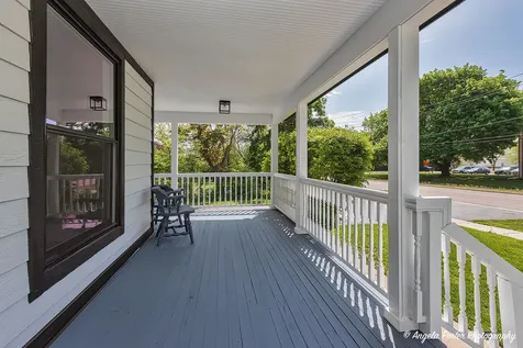 62 Pine Street Grayslake IL 60030