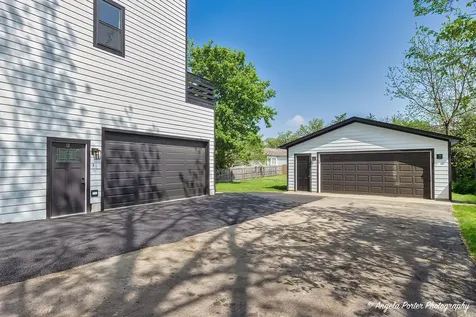 62 Pine Street Grayslake IL 60030