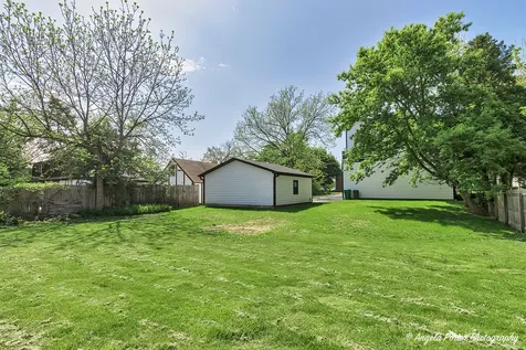 62 Pine Street Grayslake IL 60030