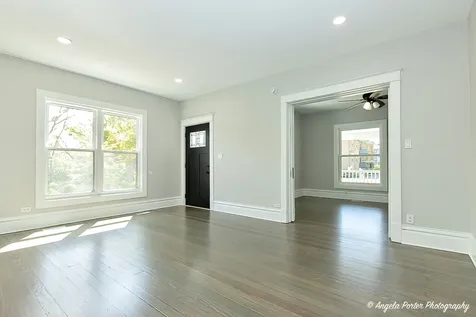 62 Pine Street Grayslake IL 60030