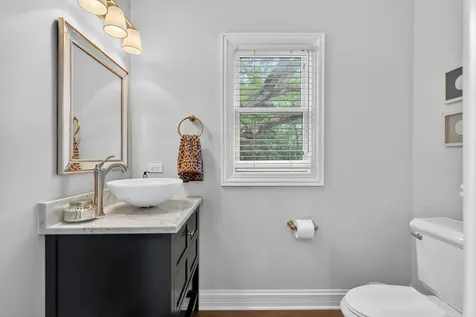 1804 Black Oak Drive Mchenry IL 60050