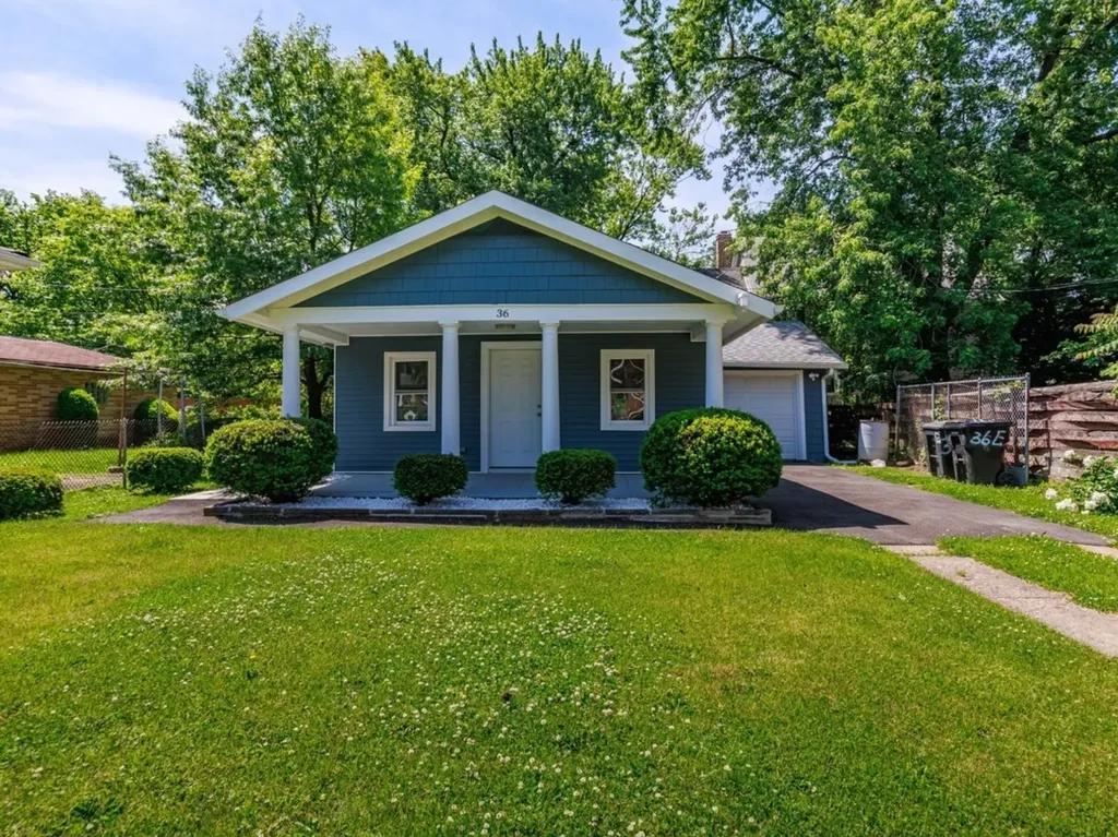 36 East 151st Street Harvey IL 60426
