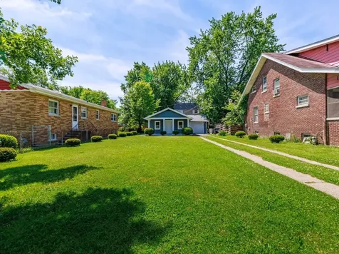 36 East 151st Street Harvey IL 60426