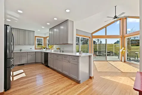 45W169 Hillview Lane Hampshire IL 60140