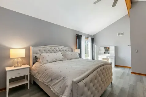 45W169 Hillview Lane Hampshire IL 60140