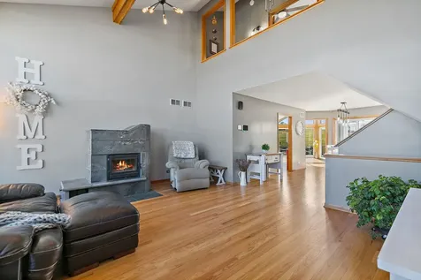 45W169 Hillview Lane Hampshire IL 60140