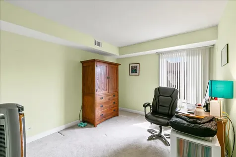 7509 West 175 Street Tinley Park IL 60477