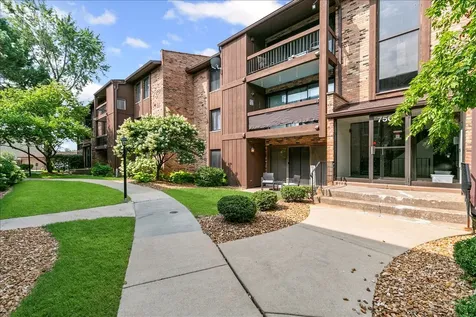 7509 West 175 Street Tinley Park IL 60477