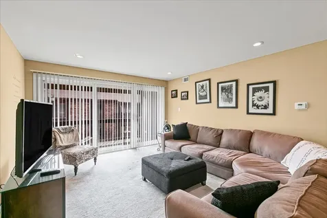 7509 West 175 Street Tinley Park IL 60477