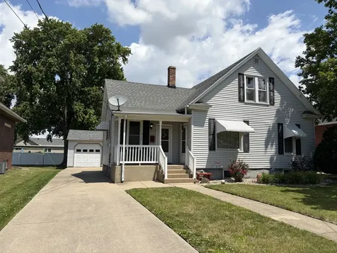 1915 9TH Street Peru IL 61354