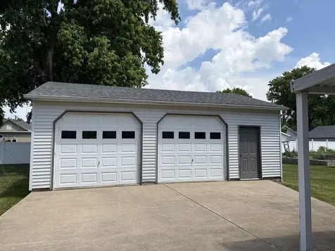 1915 9TH Street Peru IL 61354