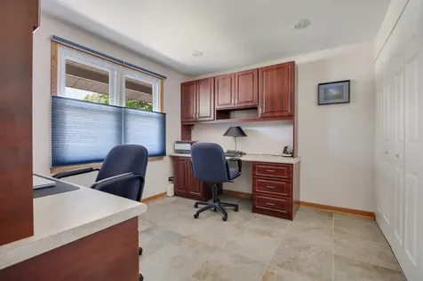 1477 William Clifford Lane Elk Grove Village IL 60007