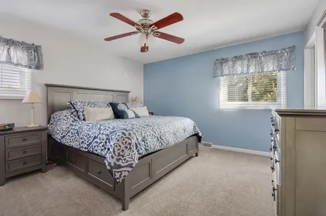 1477 William Clifford Lane Elk Grove Village IL 60007