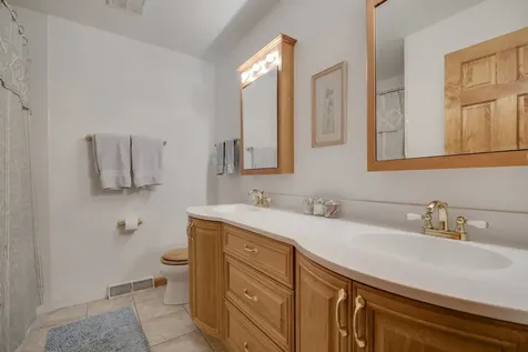 1477 William Clifford Lane Elk Grove Village IL 60007