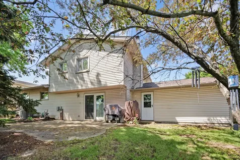1477 William Clifford Lane Elk Grove Village IL 60007