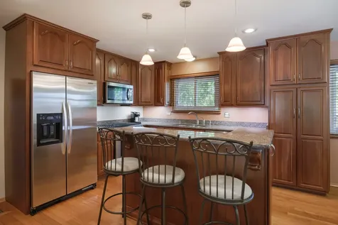 1477 William Clifford Lane Elk Grove Village IL 60007