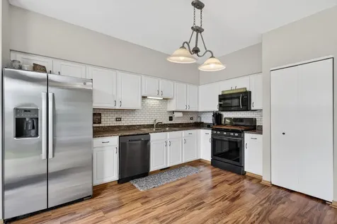 1432 Red Top Lane Minooka IL 60447