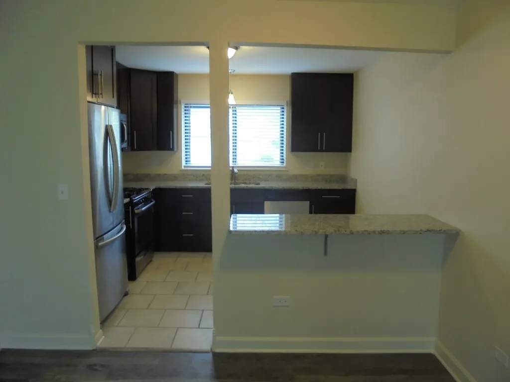 137 Manchester Court Schaumburg IL 60193