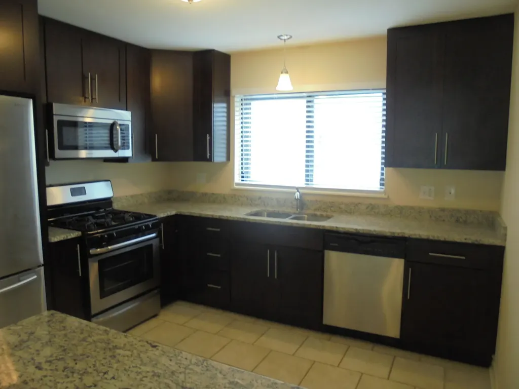 137 Manchester Court Schaumburg IL 60193