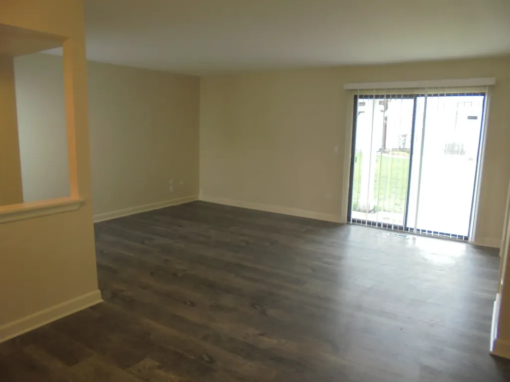 137 Manchester Court Schaumburg IL 60193