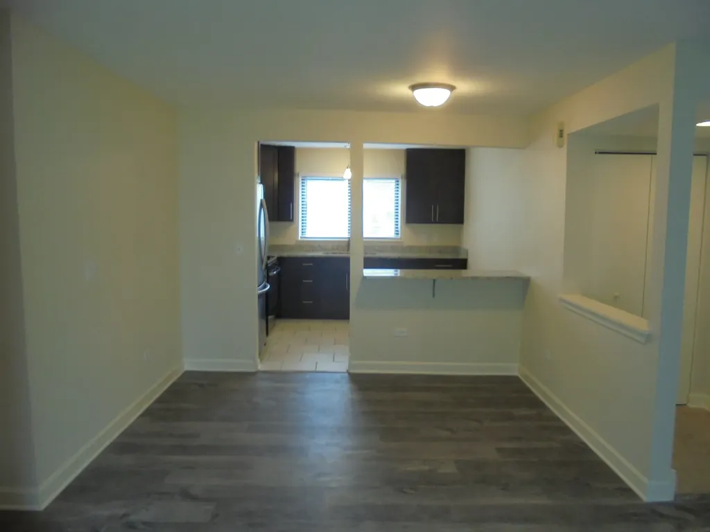 137 Manchester Court Schaumburg IL 60193