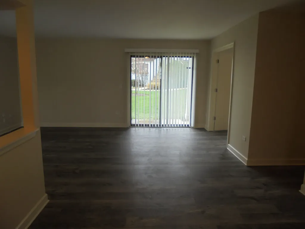 137 Manchester Court Schaumburg IL 60193