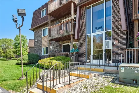 19360 Wolf Road Mokena IL 60448