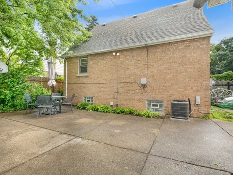 528 Maple Lane Hillside IL 60162