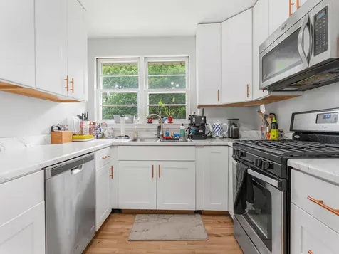 528 Maple Lane Hillside IL 60162